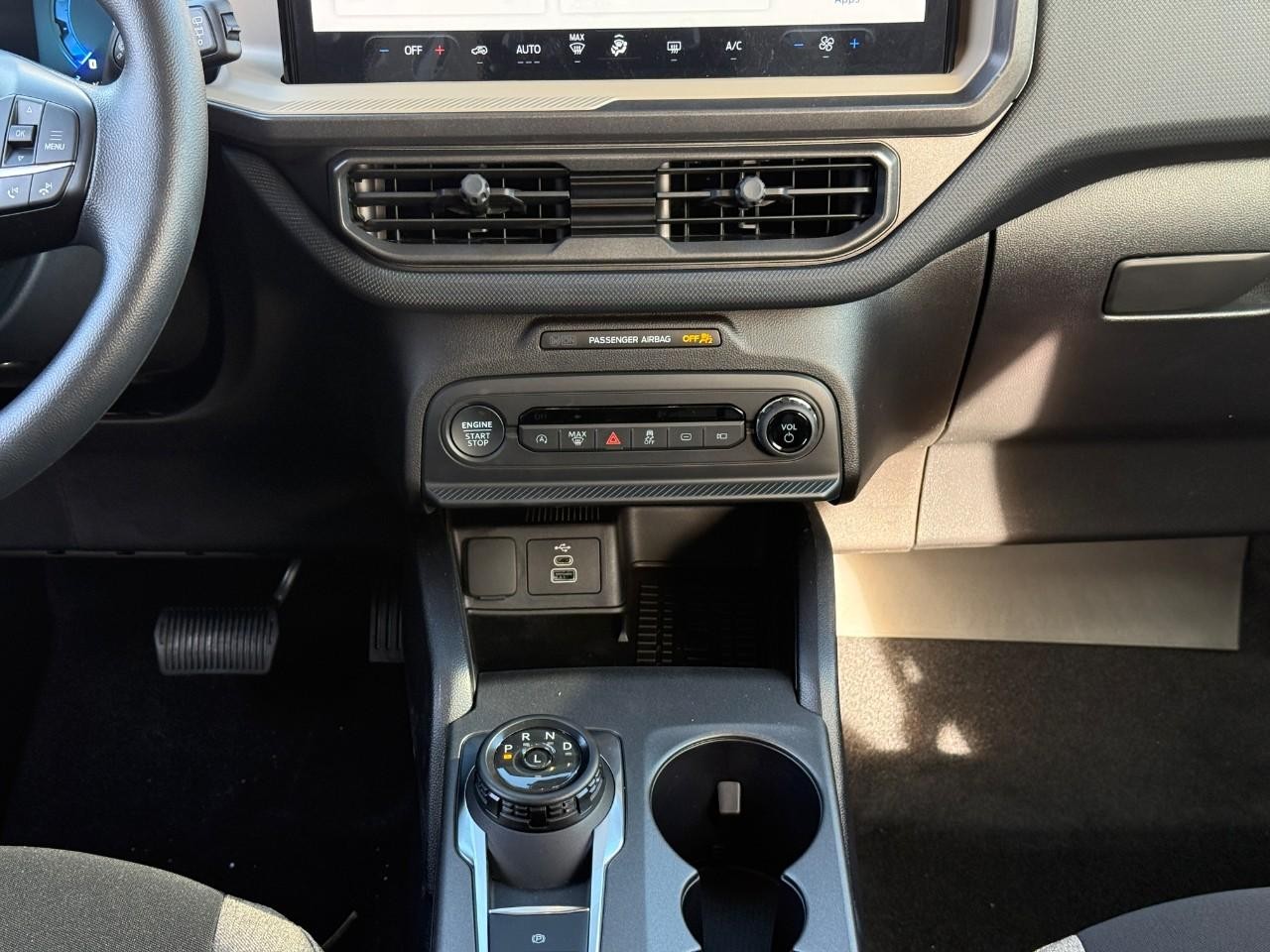 Ford Bronco Sport Vehicle Full-screen Gallery Image 10