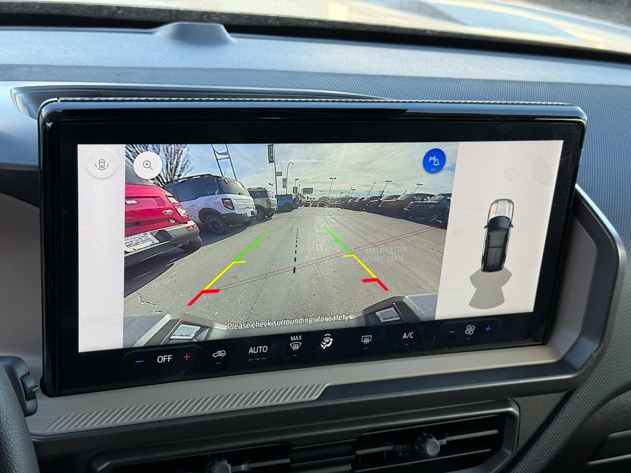 Ford Bronco Sport Vehicle Full-screen Gallery Image 17