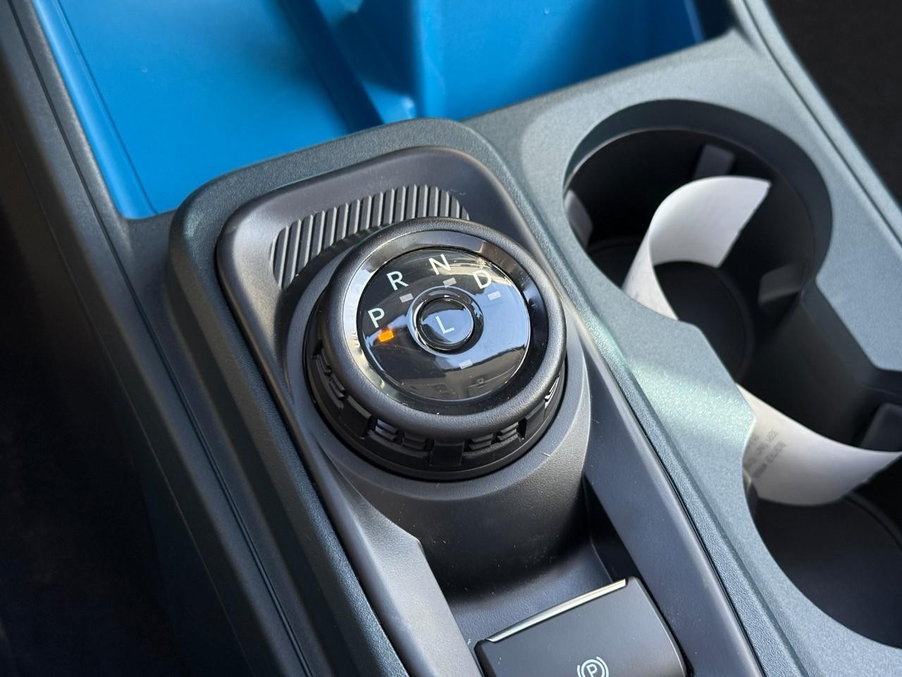 Ford Maverick Vehicle Full-screen Gallery Image 15