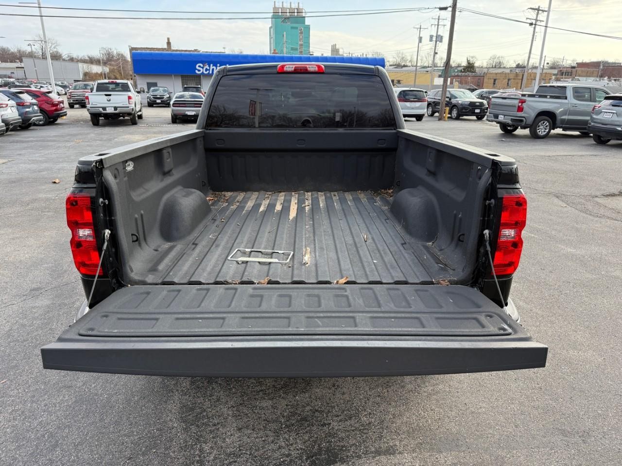 Chevrolet Silverado 1500 Vehicle Full-screen Gallery Image 07