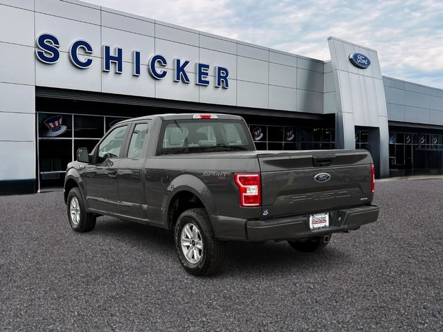 Ford F-150 Vehicle Full-screen Gallery Image 03