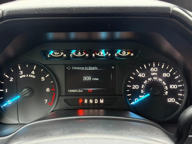 Ford F-150 Vehicle Full-screen Gallery Image 19