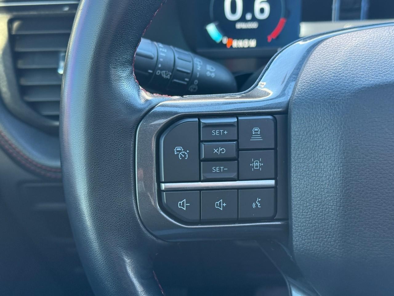 Ford Expedition Vehicle Full-screen Gallery Image 18