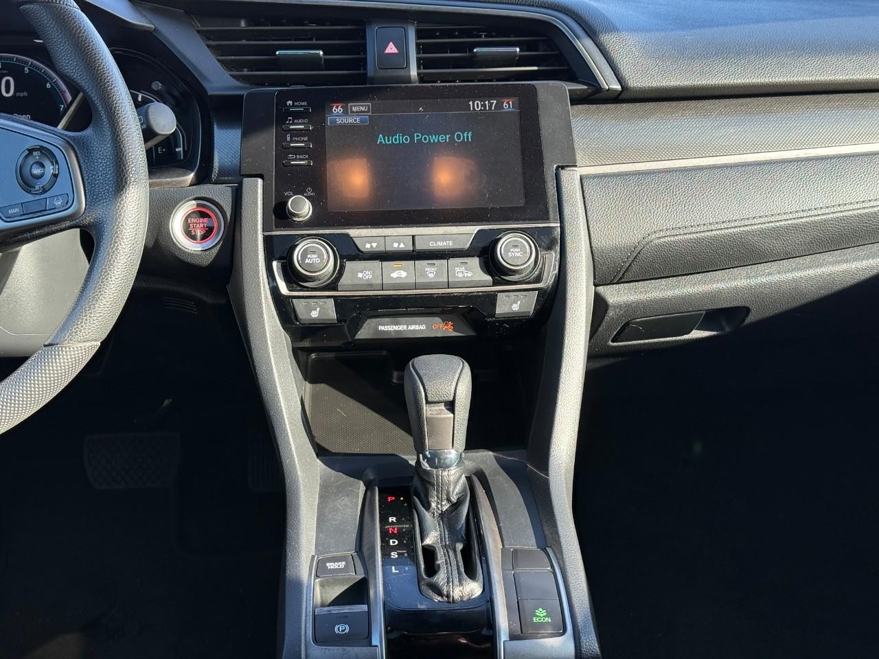 Honda Civic Hatchback Vehicle Full-screen Gallery Image 14