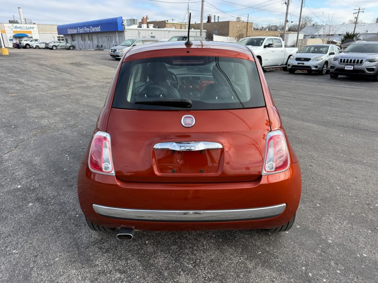 FIAT 500 Vehicle Full-screen Gallery Image 07