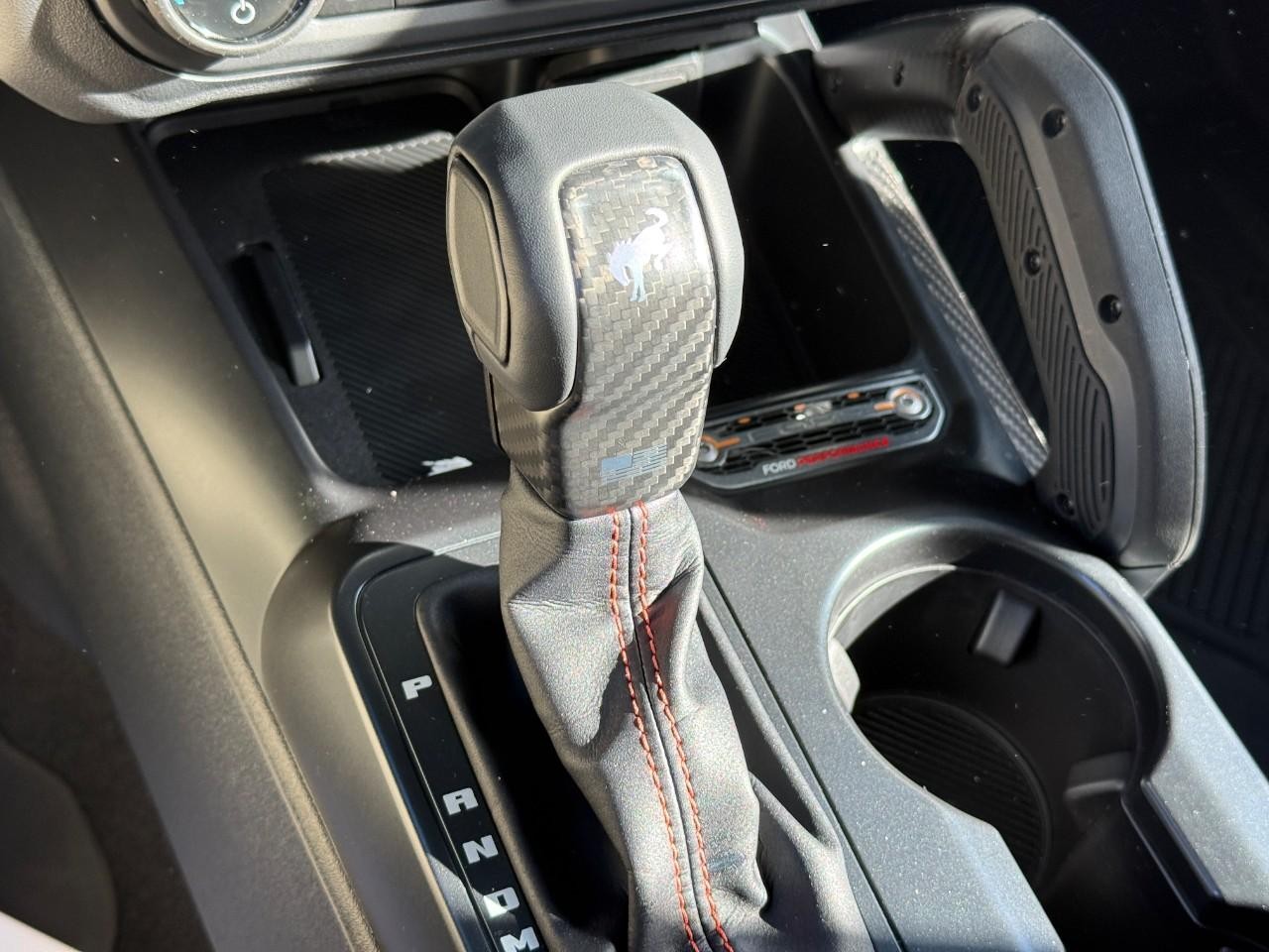 Ford Bronco Vehicle Full-screen Gallery Image 15