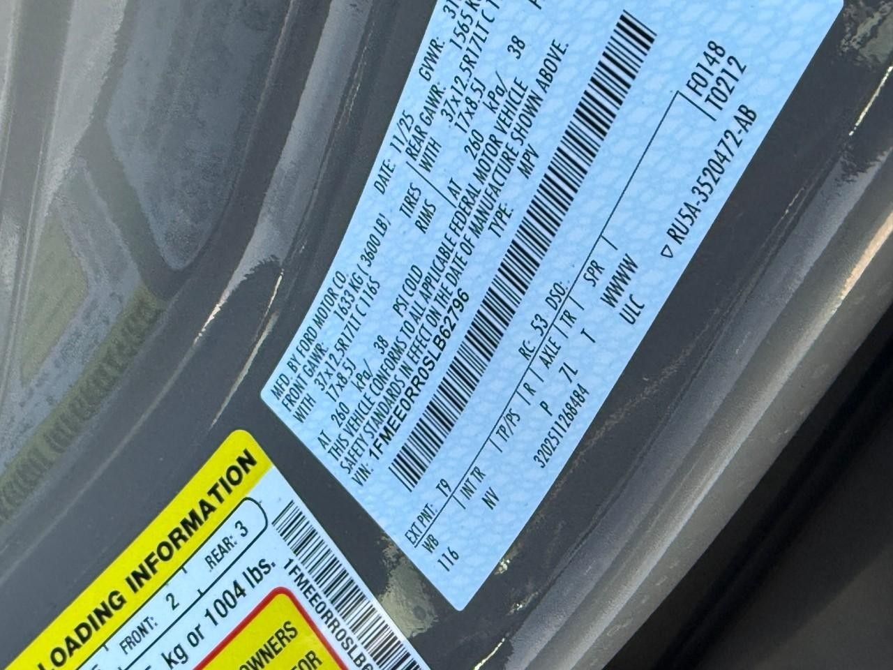 Ford Bronco Vehicle Full-screen Gallery Image 18