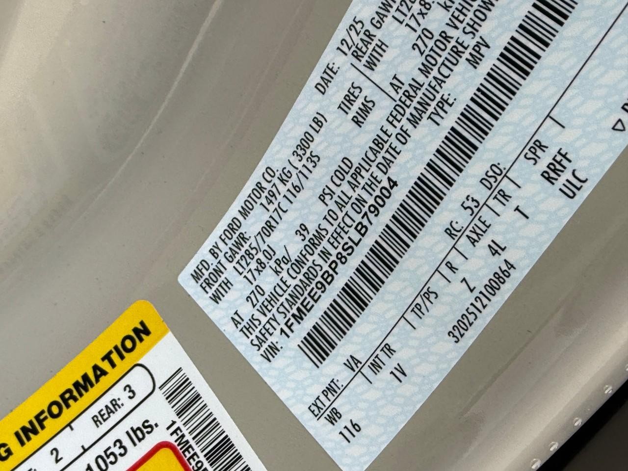 Ford Bronco Vehicle Full-screen Gallery Image 17