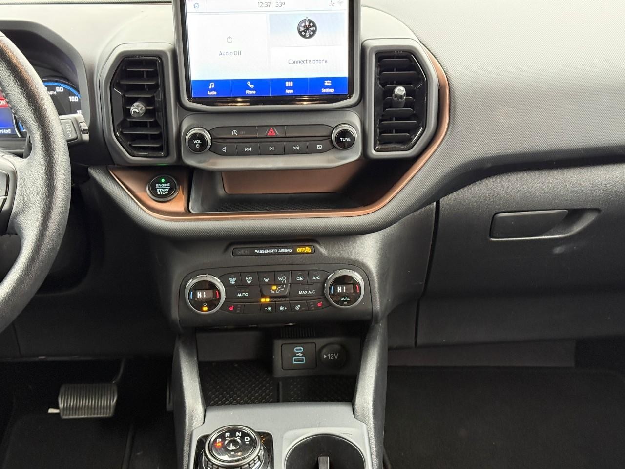 Ford Bronco Sport Vehicle Full-screen Gallery Image 14