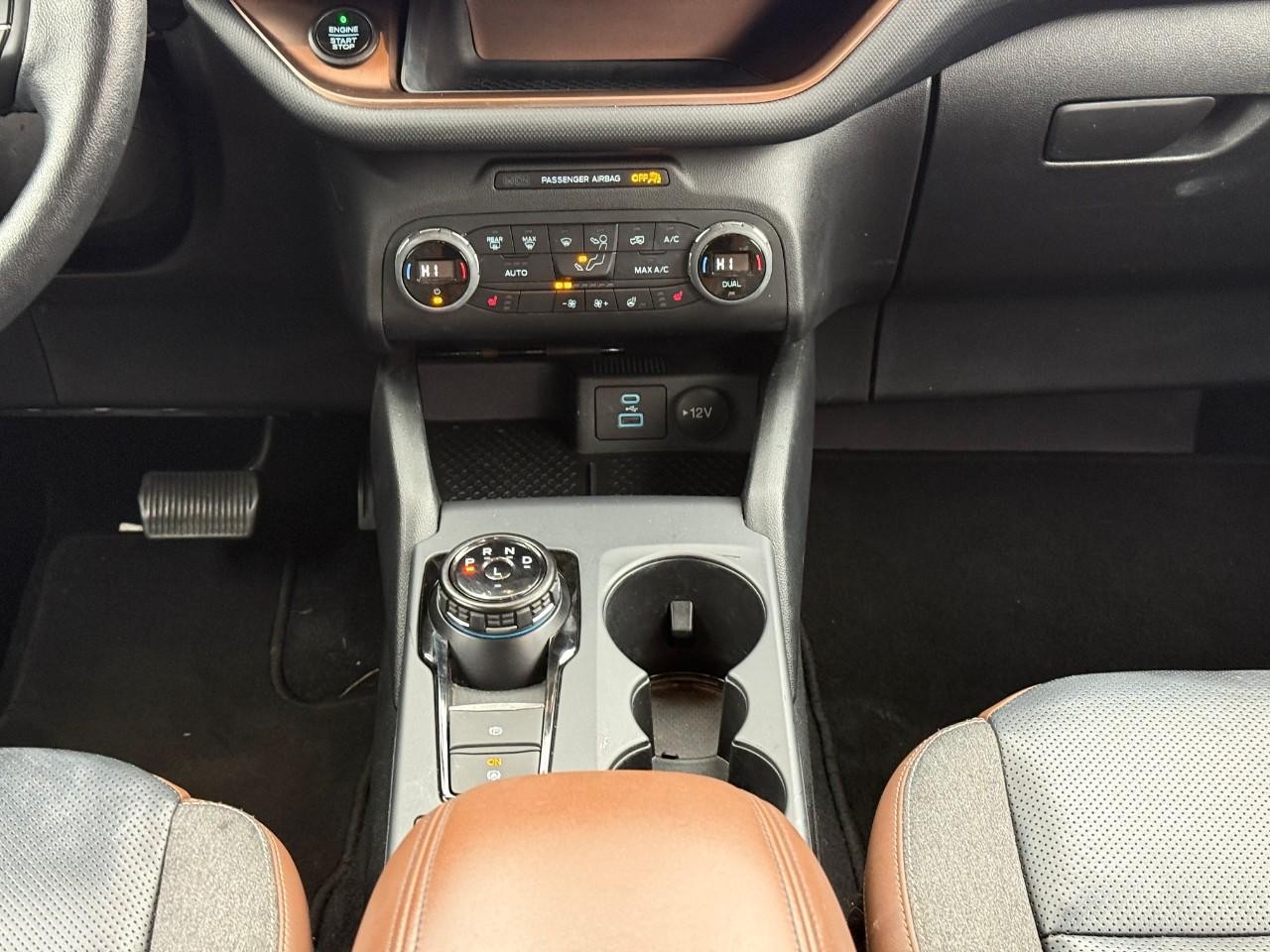 Ford Bronco Sport Vehicle Full-screen Gallery Image 15