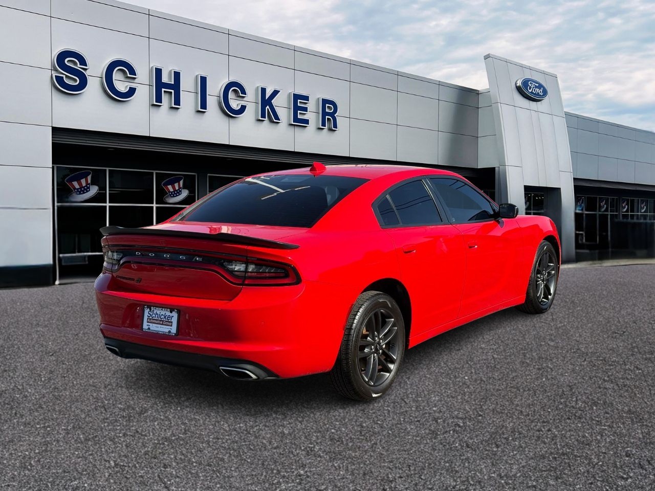 Dodge Charger Vehicle Full-screen Gallery Image 02