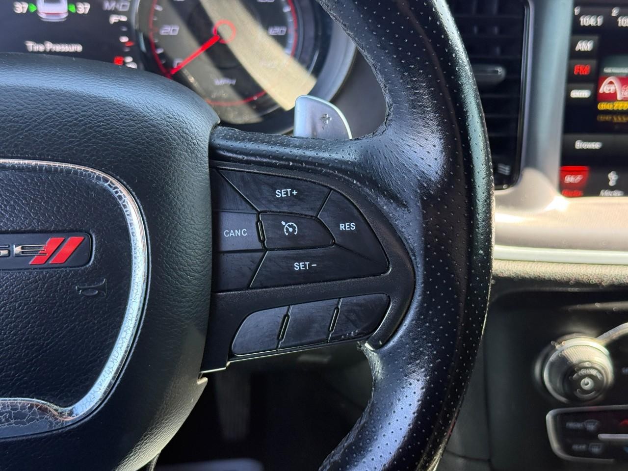 Dodge Charger Vehicle Full-screen Gallery Image 20