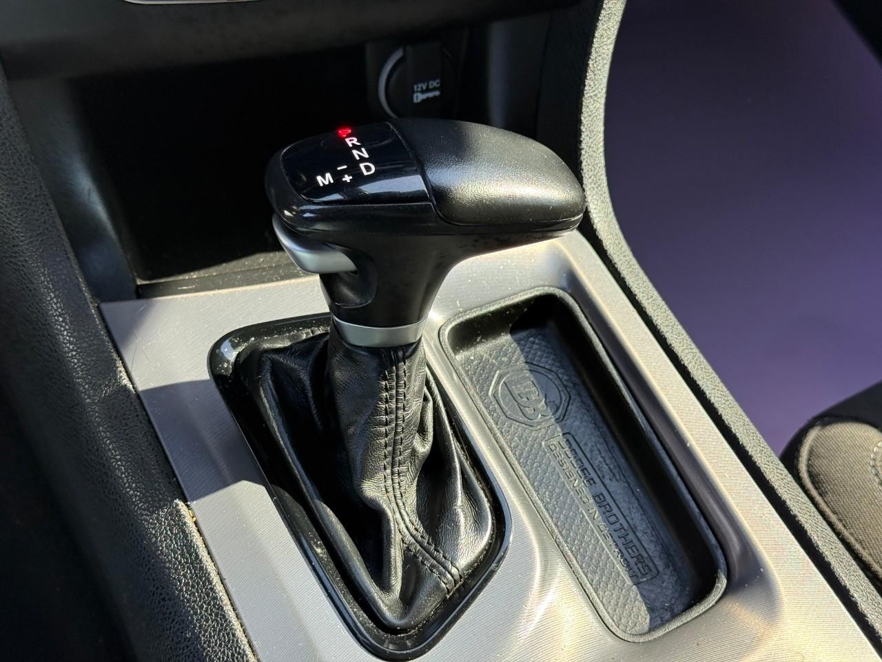 Dodge Charger Vehicle Full-screen Gallery Image 22