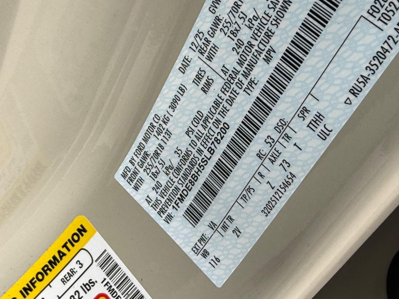 Ford Bronco Vehicle Full-screen Gallery Image 18