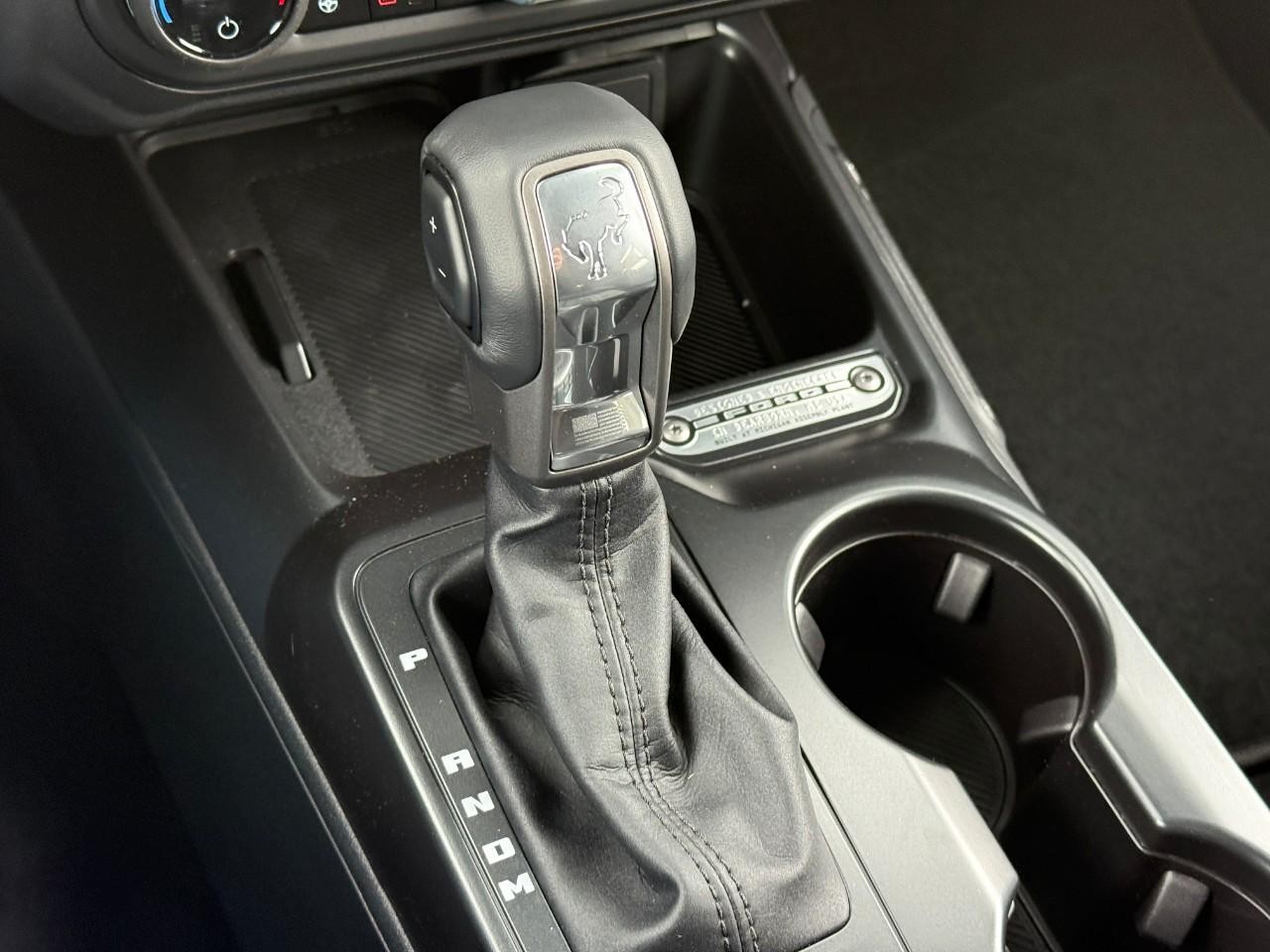 Ford Bronco Vehicle Full-screen Gallery Image 15