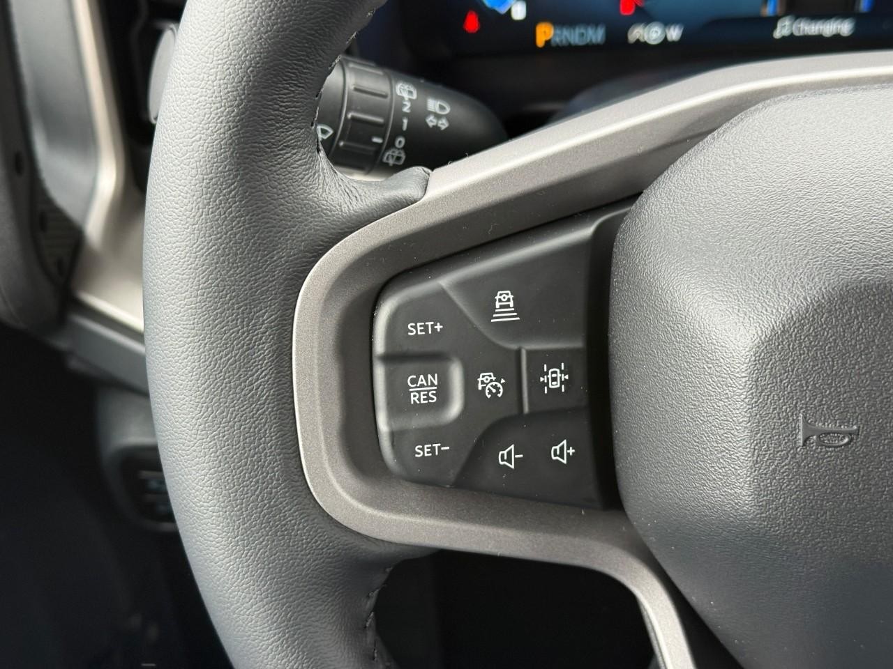 Ford Bronco Vehicle Full-screen Gallery Image 13