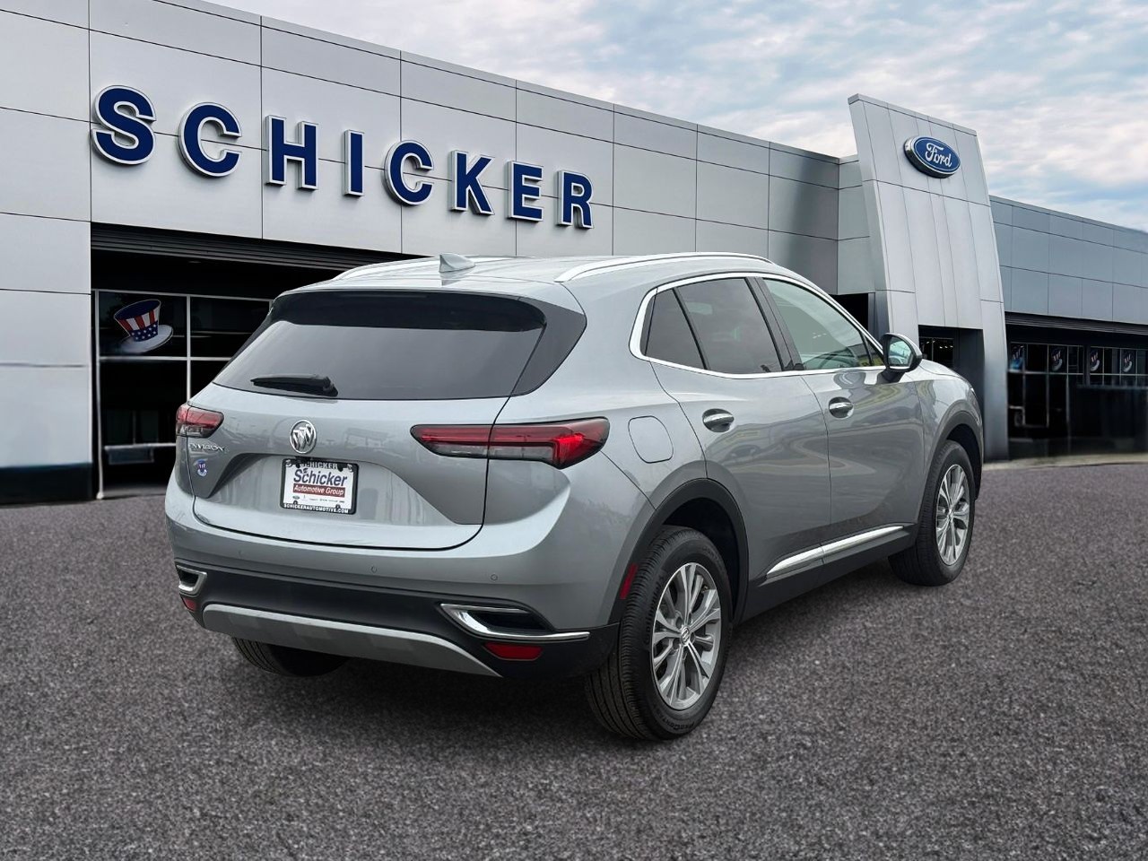 Buick Envision Vehicle Full-screen Gallery Image 02