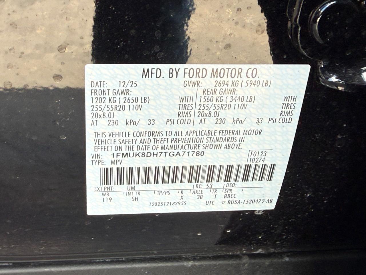 Ford Explorer Vehicle Full-screen Gallery Image 20