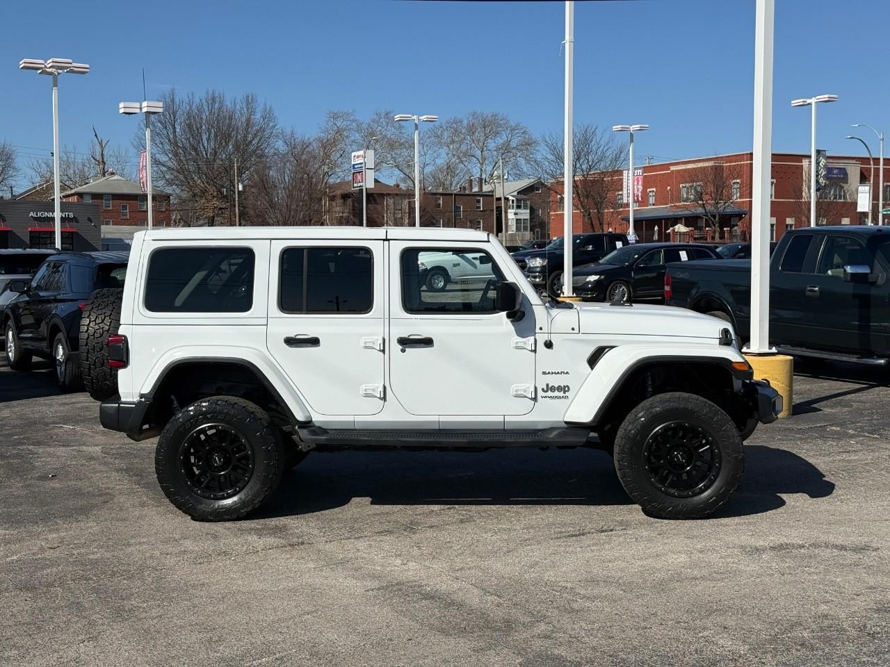 Jeep Wrangler Unlimited Vehicle Full-screen Gallery Image 05