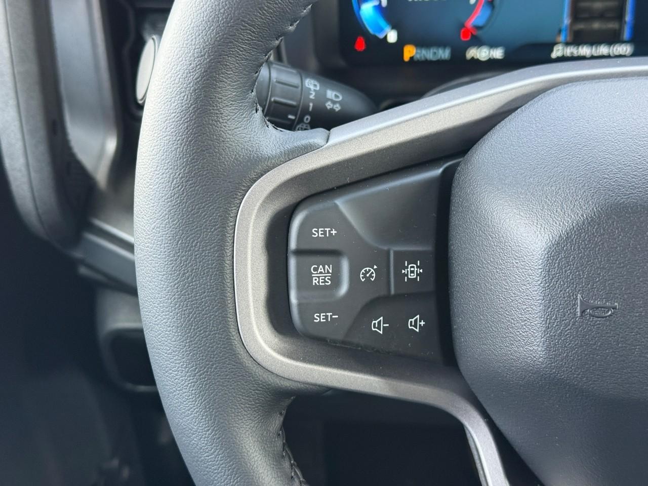 Ford Bronco Vehicle Full-screen Gallery Image 13