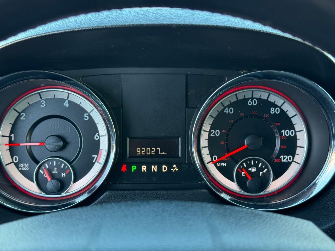 Dodge Grand Caravan Vehicle Full-screen Gallery Image 21