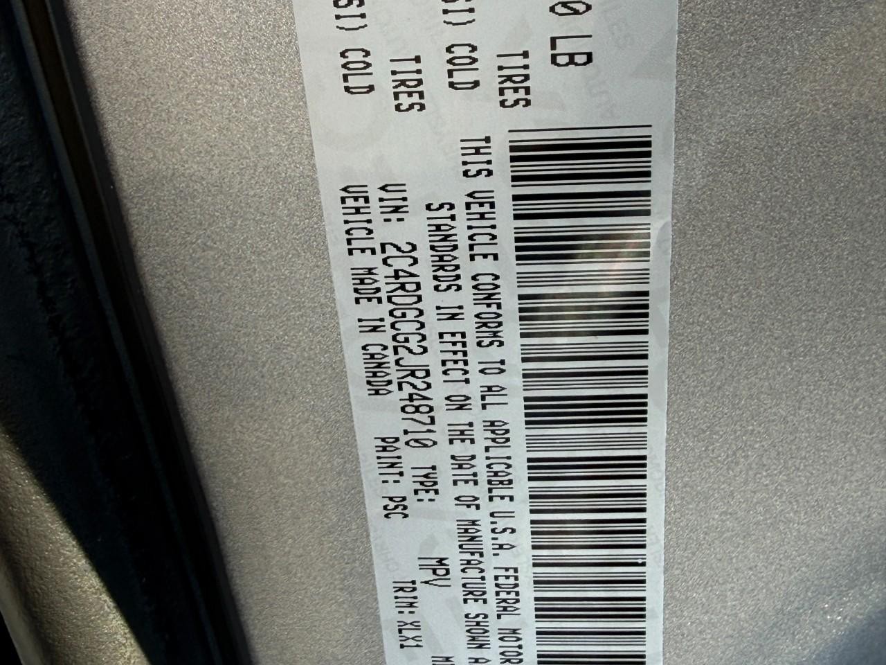 Dodge Grand Caravan Vehicle Full-screen Gallery Image 23