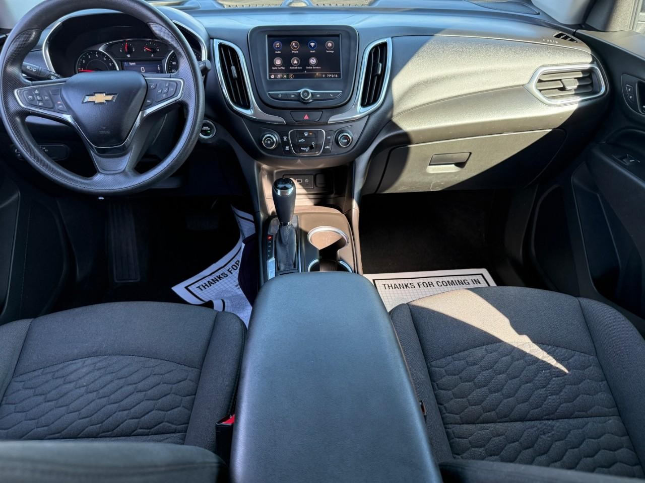 Chevrolet Equinox Vehicle Full-screen Gallery Image 11
