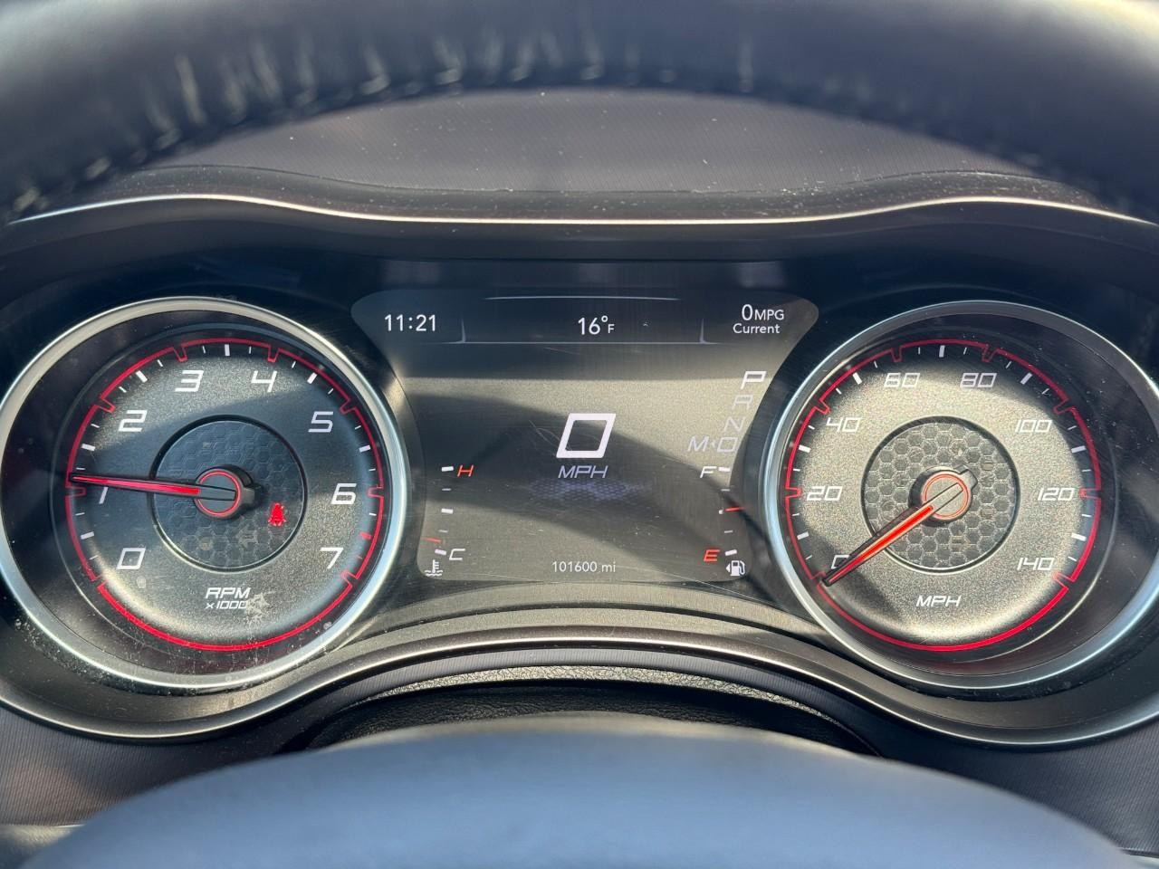 Dodge Charger Vehicle Full-screen Gallery Image 21