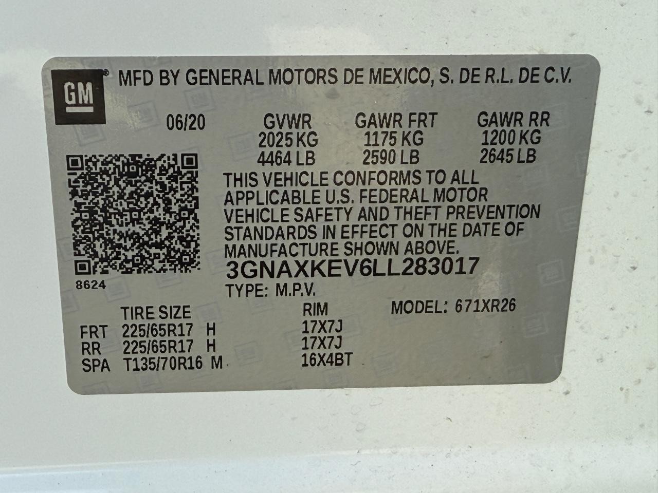 Chevrolet Equinox Vehicle Full-screen Gallery Image 24