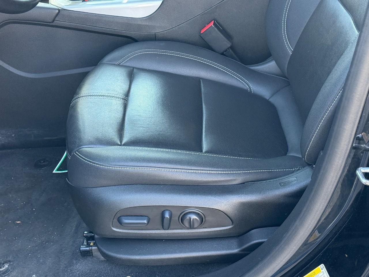 Chevrolet Blazer Vehicle Full-screen Gallery Image 16