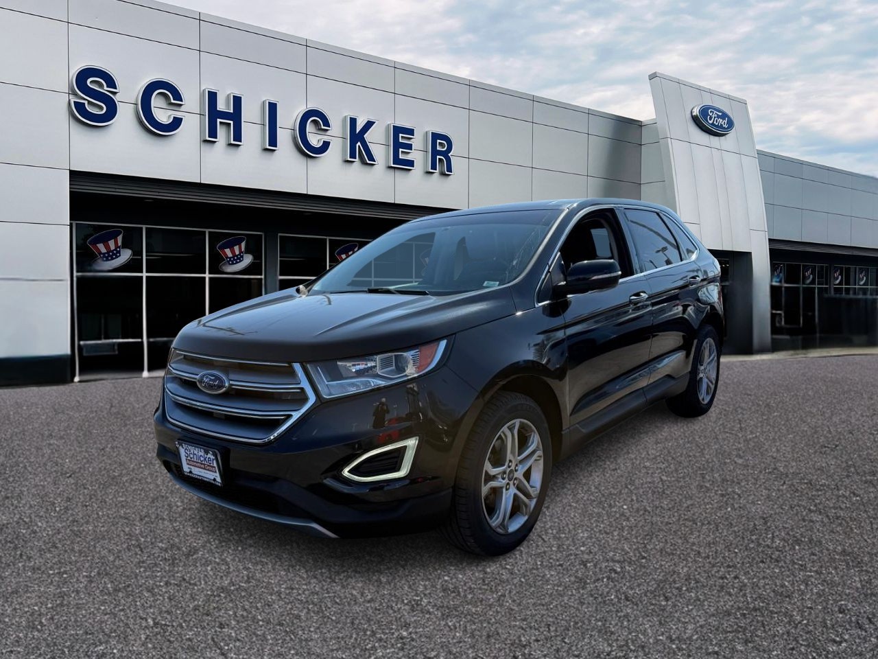 Ford Edge Vehicle Full-screen Gallery Image 04