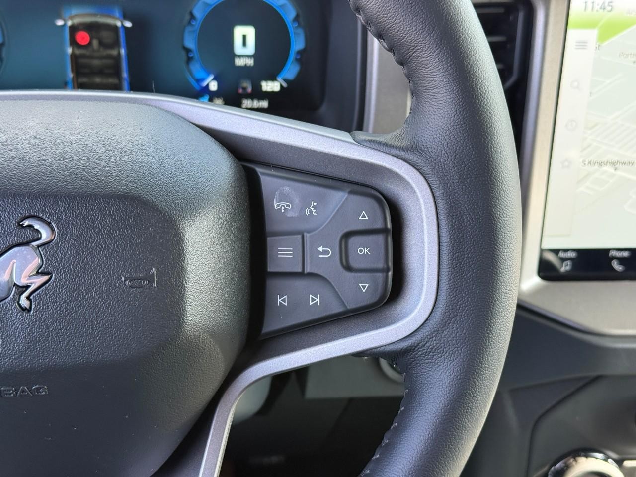 Ford Bronco Vehicle Full-screen Gallery Image 14