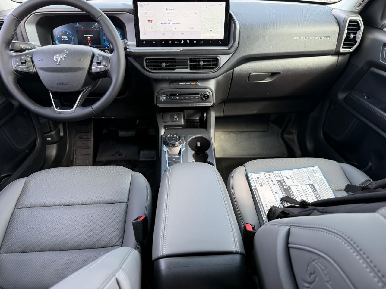 Ford Bronco Sport Vehicle Full-screen Gallery Image 06