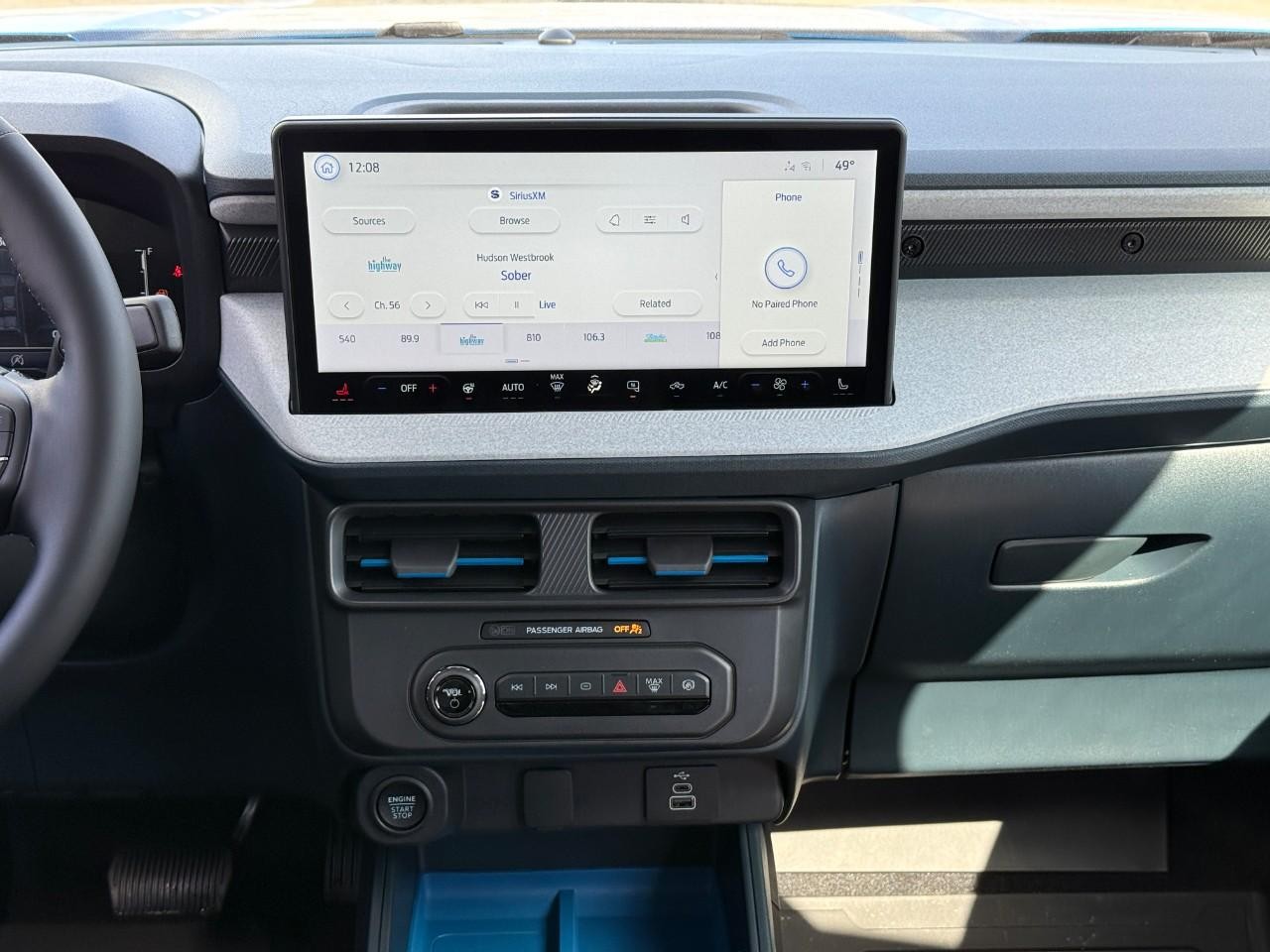 Ford Maverick Vehicle Full-screen Gallery Image 08