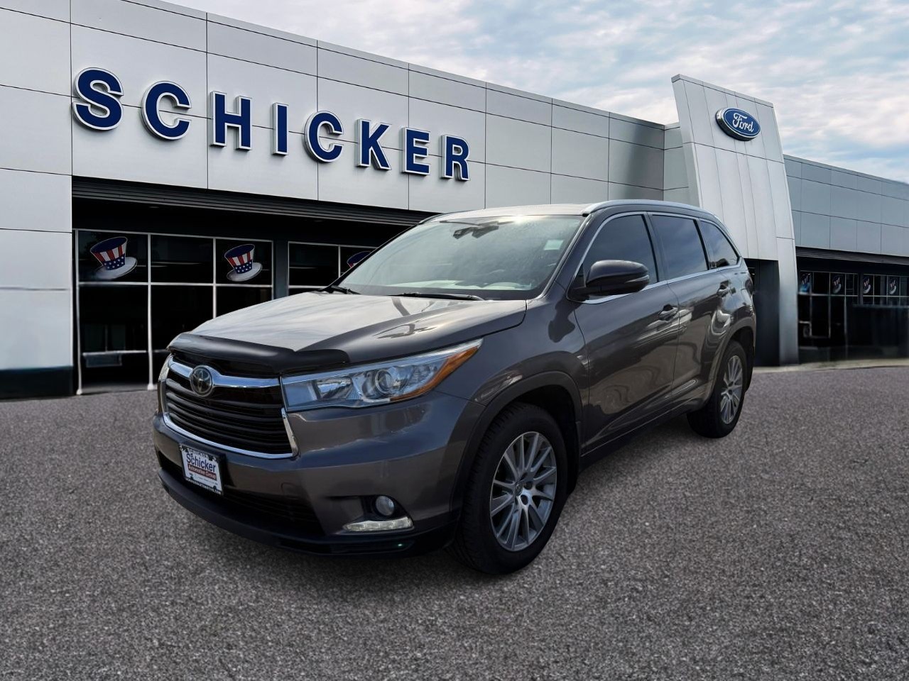 Toyota Highlander Vehicle Full-screen Gallery Image 04