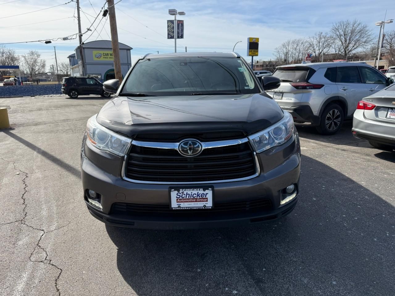 Toyota Highlander Vehicle Full-screen Gallery Image 08