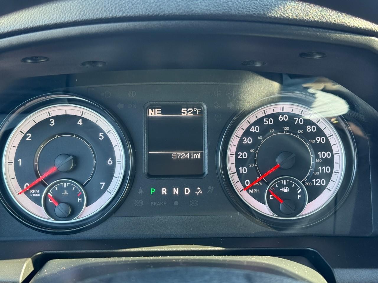 Ram 1500 Classic Vehicle Full-screen Gallery Image 21