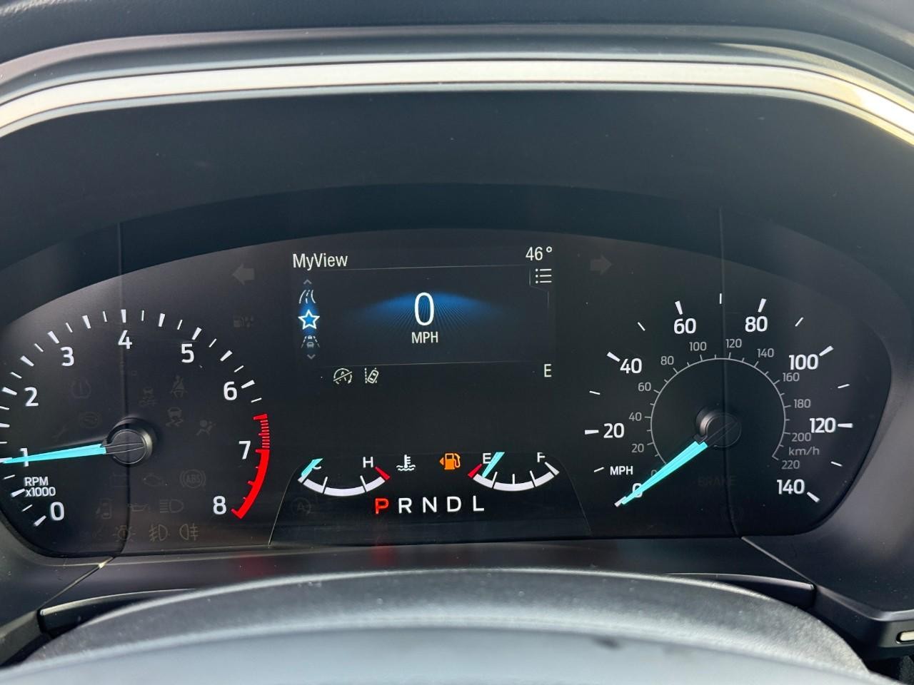 Ford Escape Vehicle Full-screen Gallery Image 22