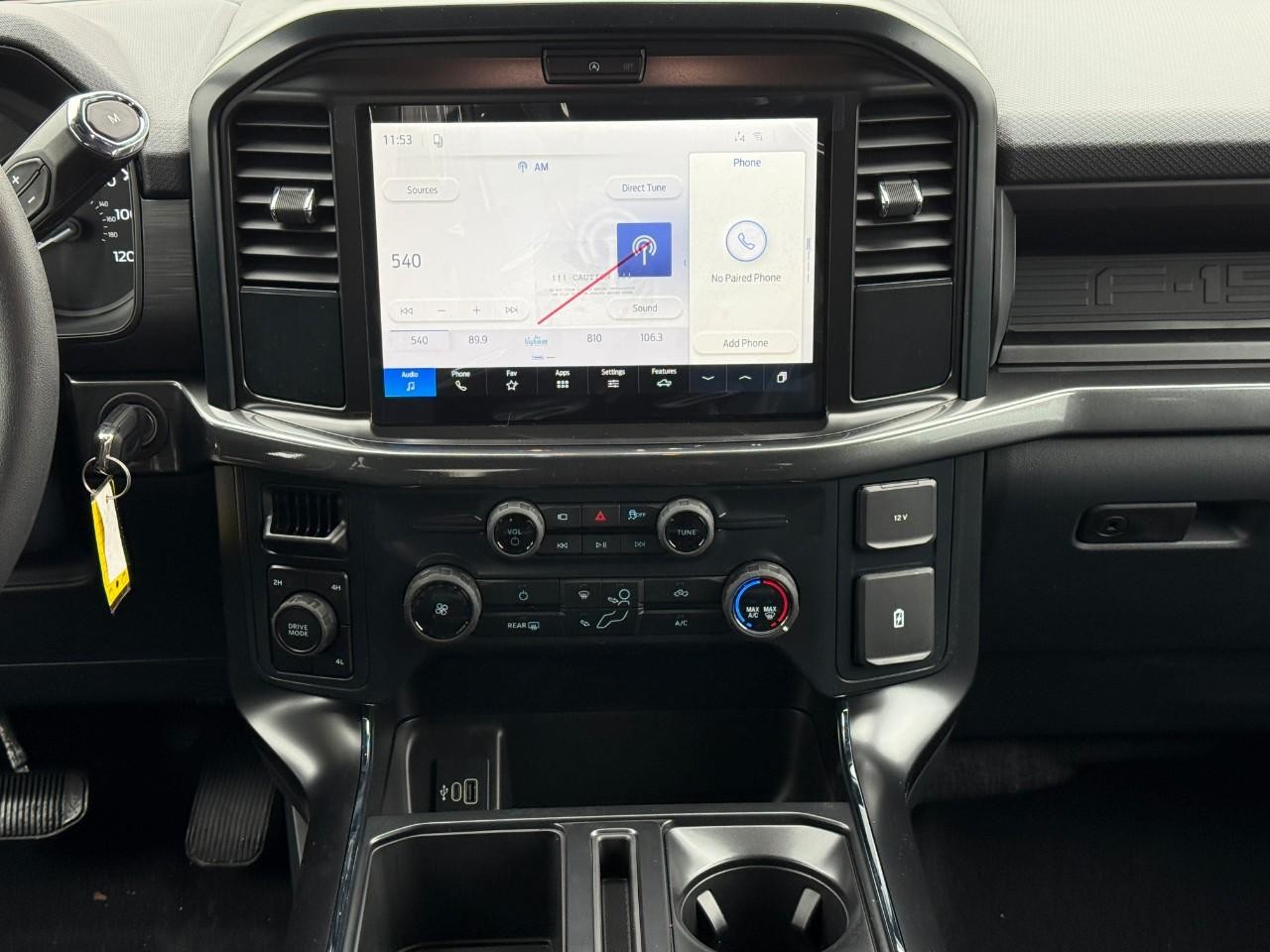 Ford F-150 Vehicle Full-screen Gallery Image 09