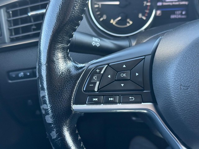 2020 Nissan Rogue SV - Photo 20