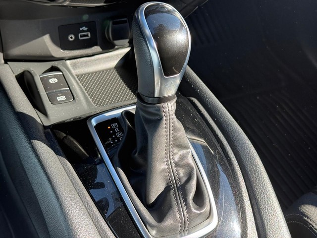 2020 Nissan Rogue SV - Photo 23
