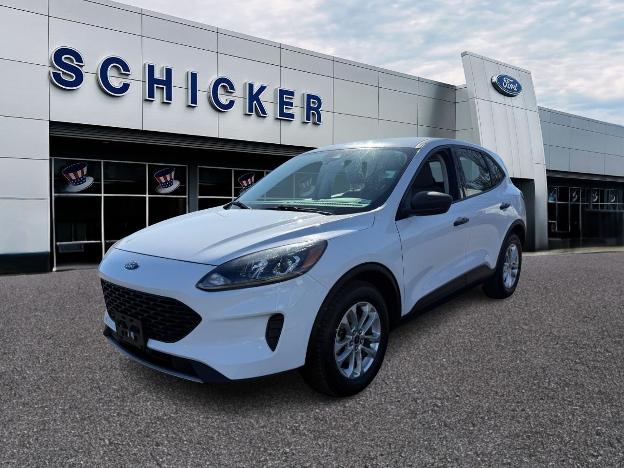 Ford Escape Vehicle Full-screen Gallery Image 04