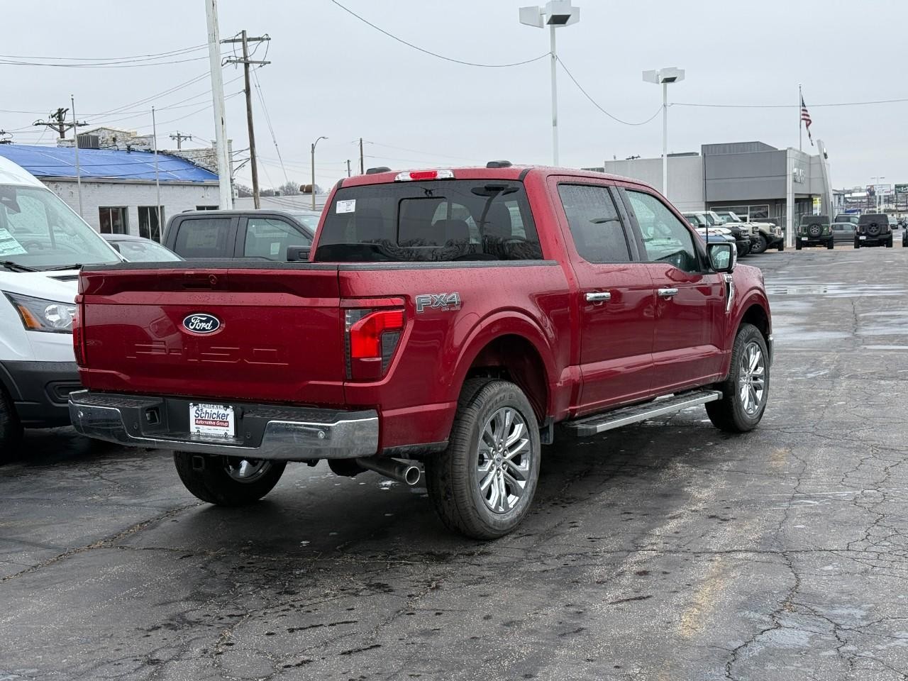 Ford F-150 Vehicle Full-screen Gallery Image 03