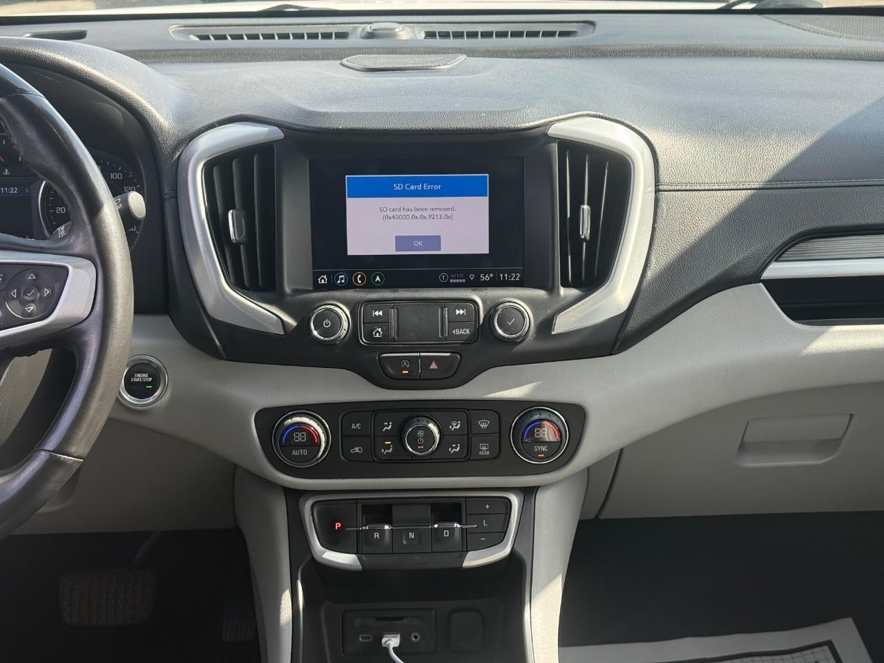 GMC Terrain Vehicle Full-screen Gallery Image 12