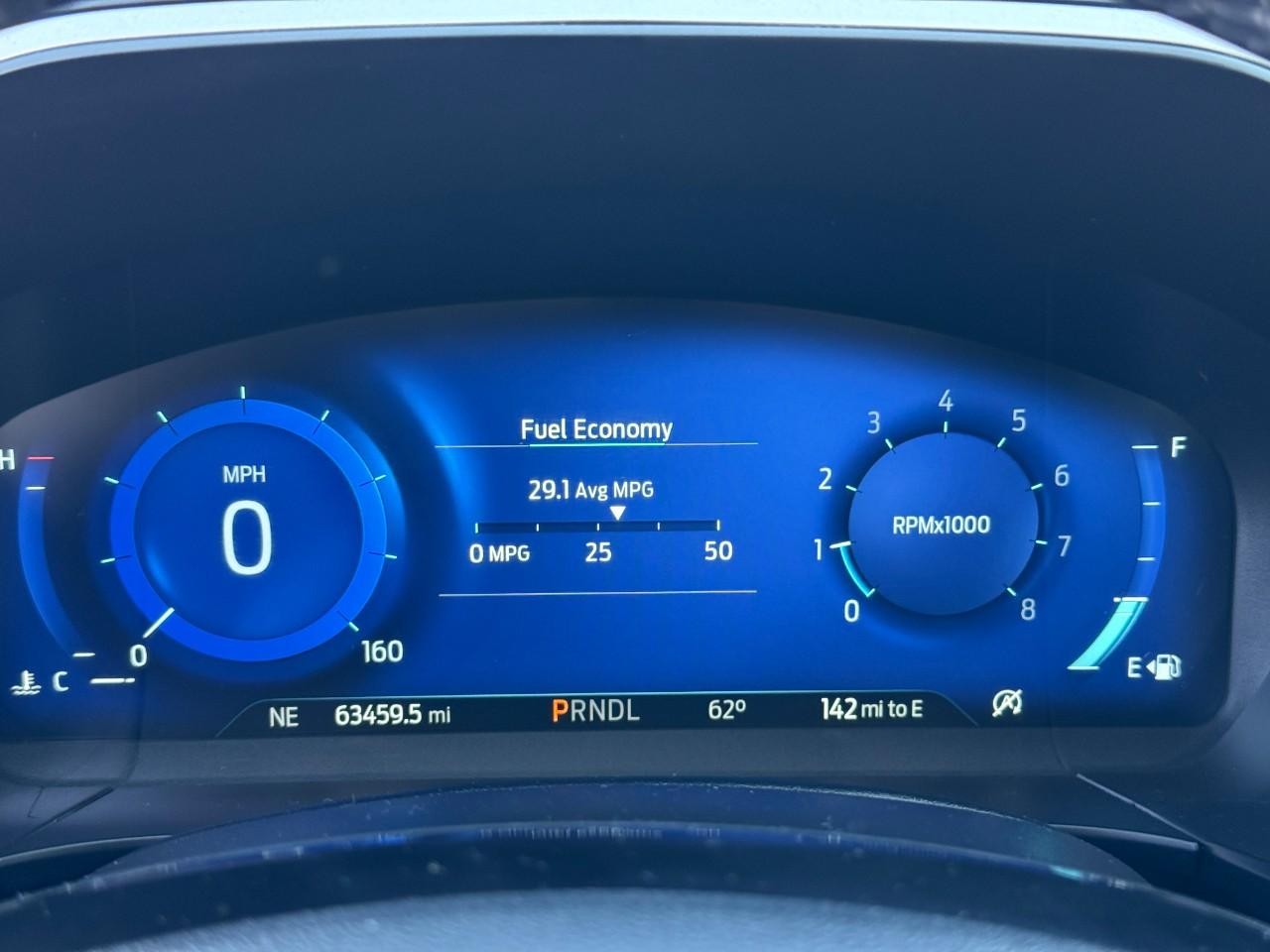 Ford Escape Vehicle Full-screen Gallery Image 22