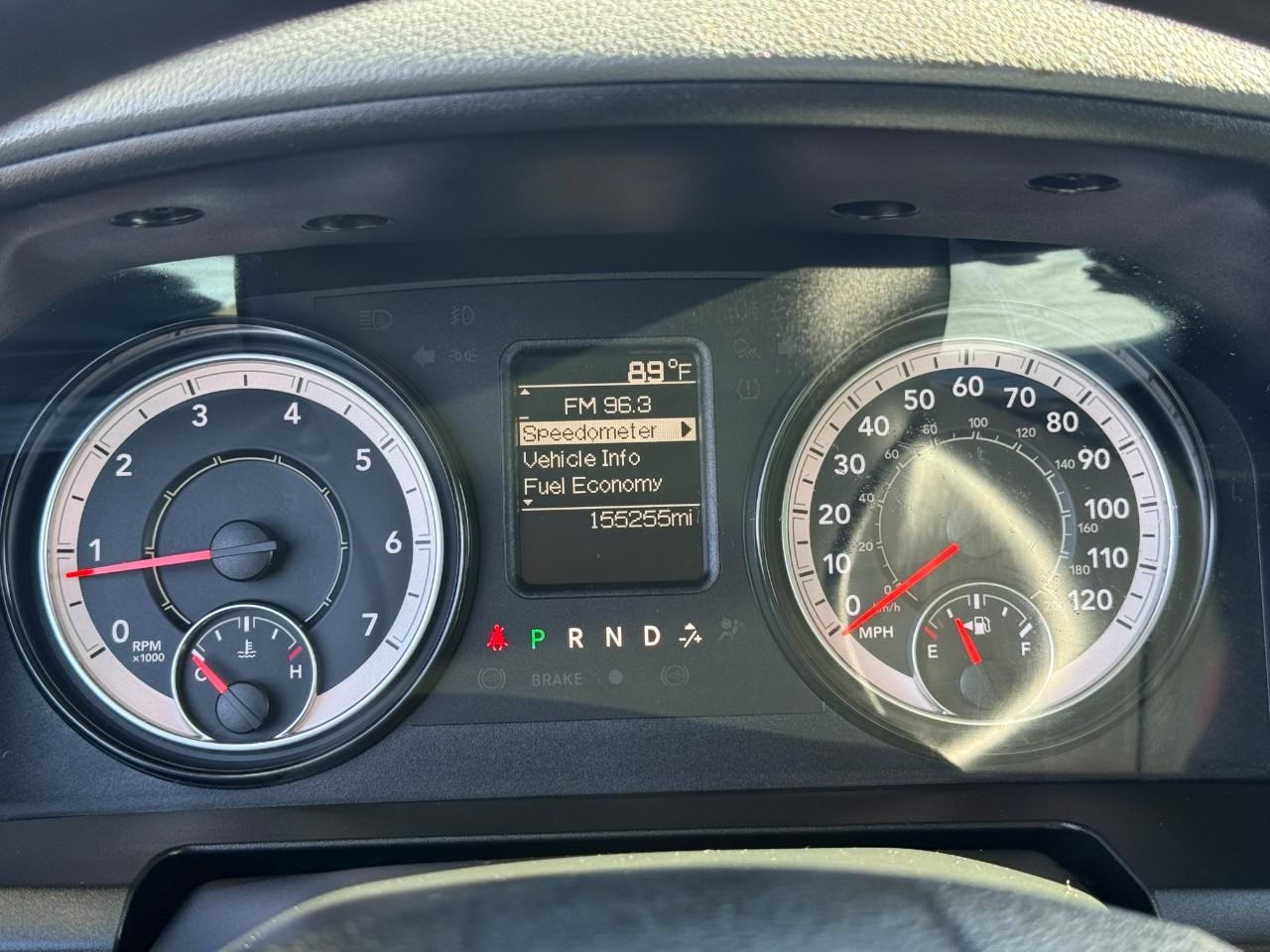 Ram 1500 Classic Vehicle Full-screen Gallery Image 13