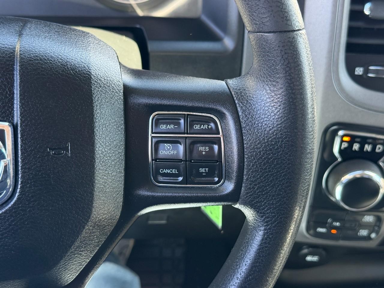 Ram 1500 Classic Vehicle Full-screen Gallery Image 15