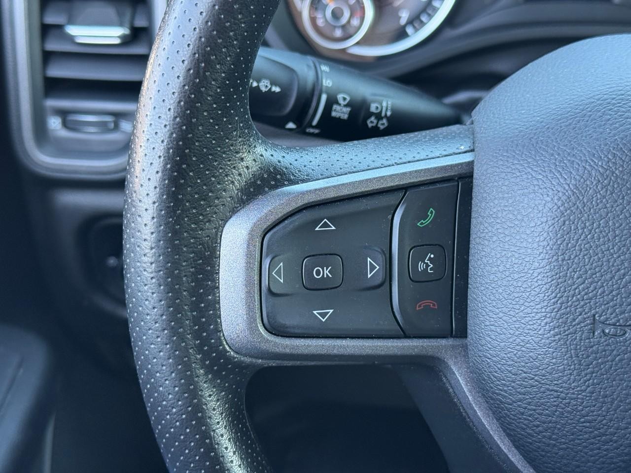 Ram 1500 Vehicle Full-screen Gallery Image 18