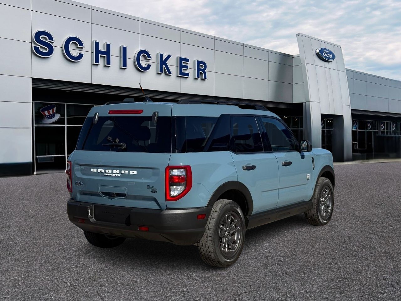 Ford Bronco Sport Vehicle Full-screen Gallery Image 02