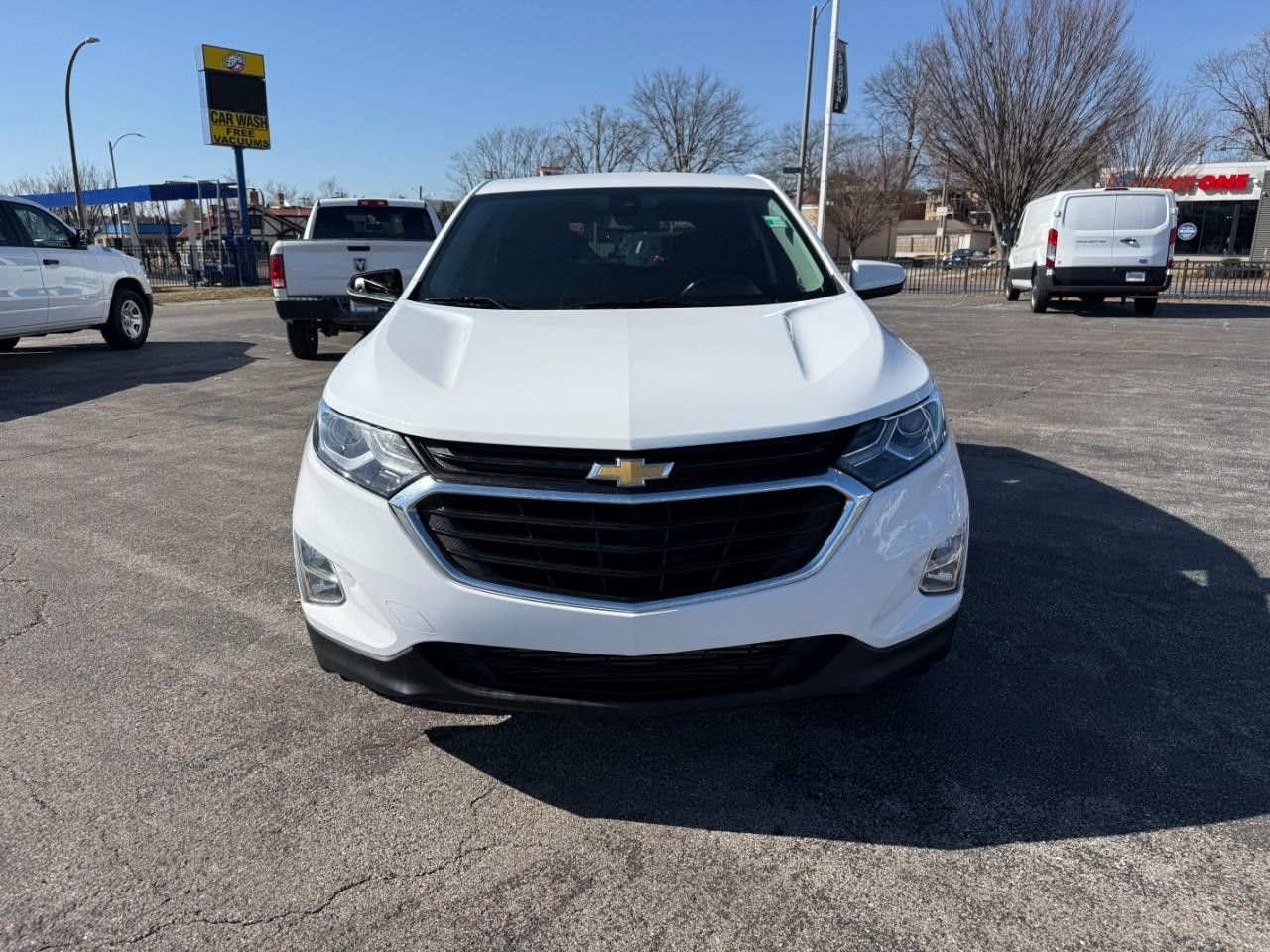 Chevrolet Equinox Vehicle Full-screen Gallery Image 09